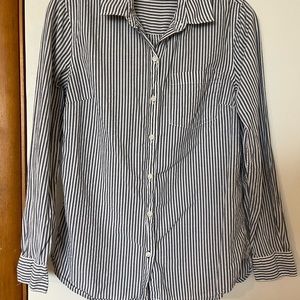 Old navy classic fit stripe button down